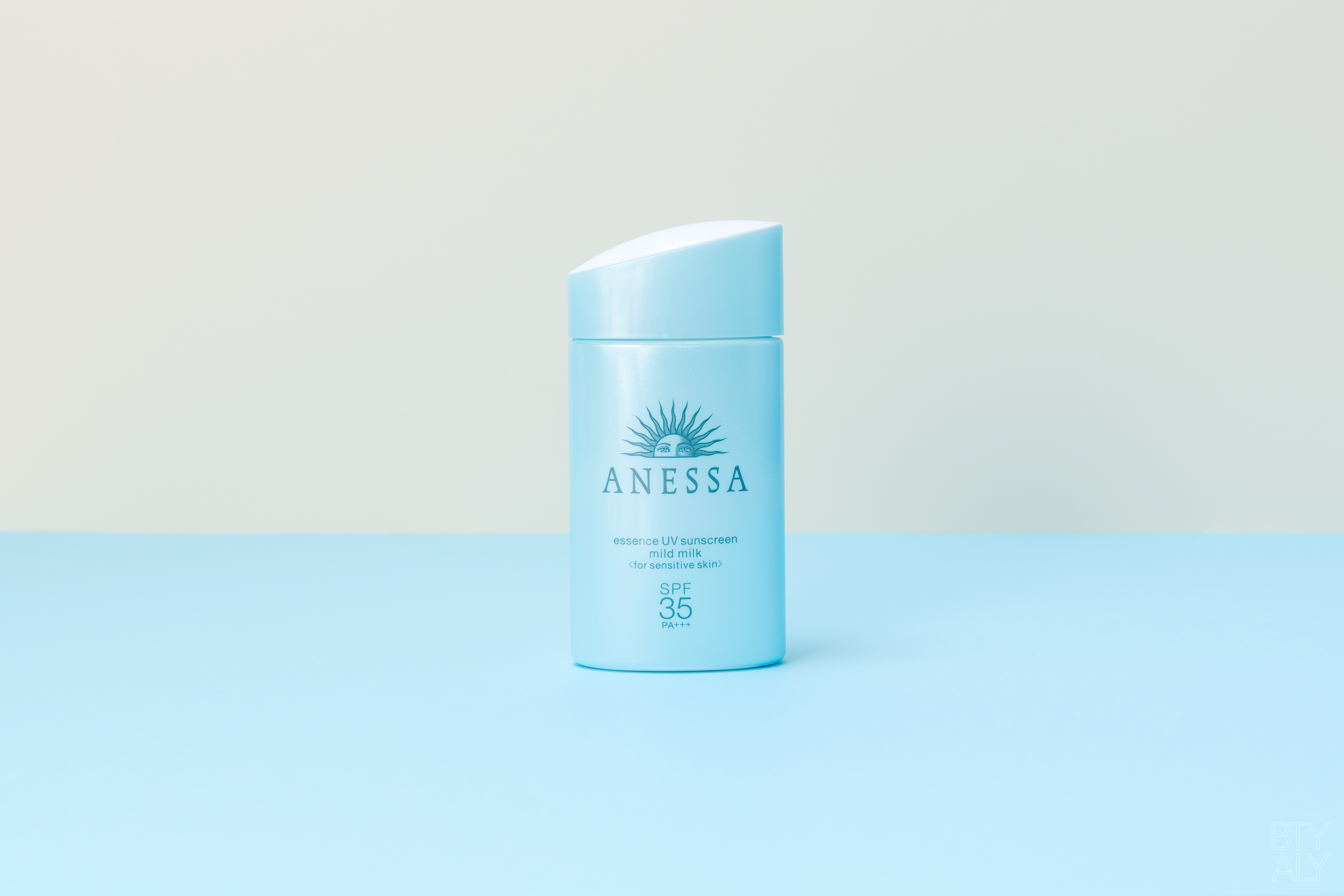 anessa essence uv sunscreen mild milk